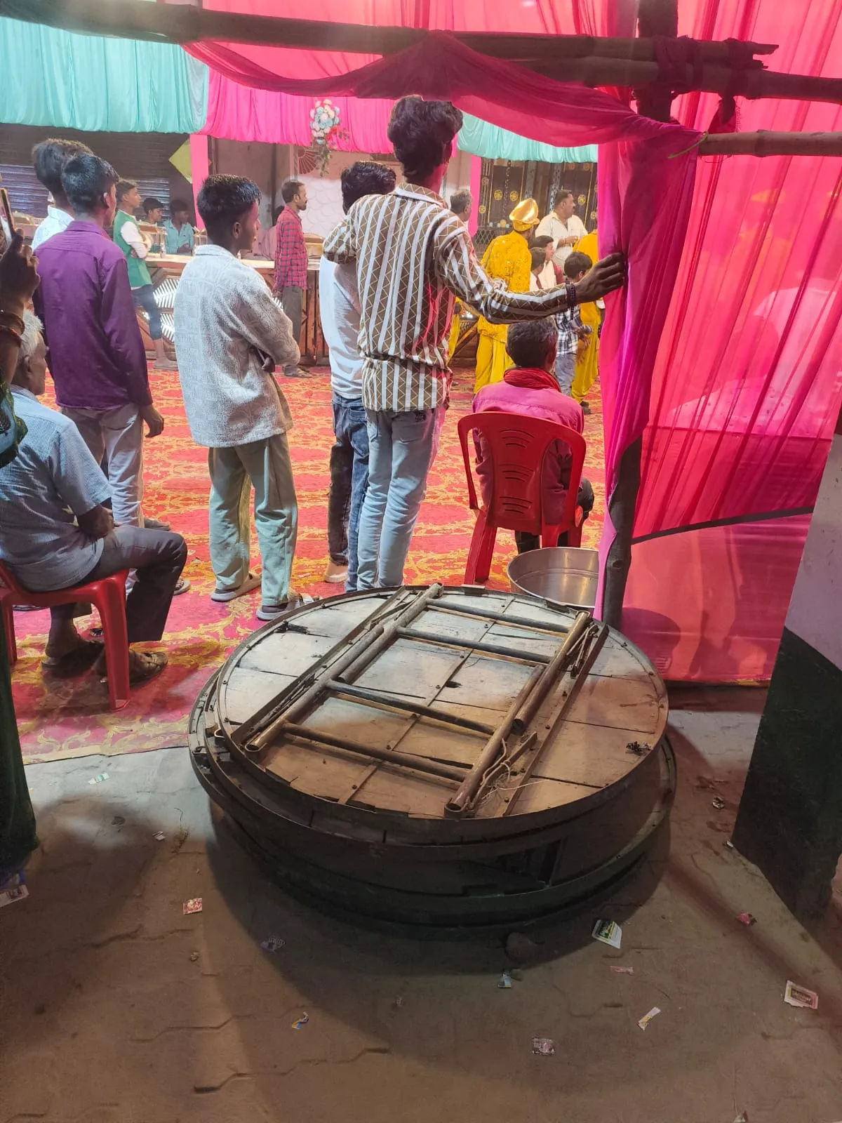 पार्षद के भाई का 'हर्ष फायरिंग' वीडियो वायरल: हाथ में कट्टा लेकर दागी गोलियां, जांच में जुटी पुलिस