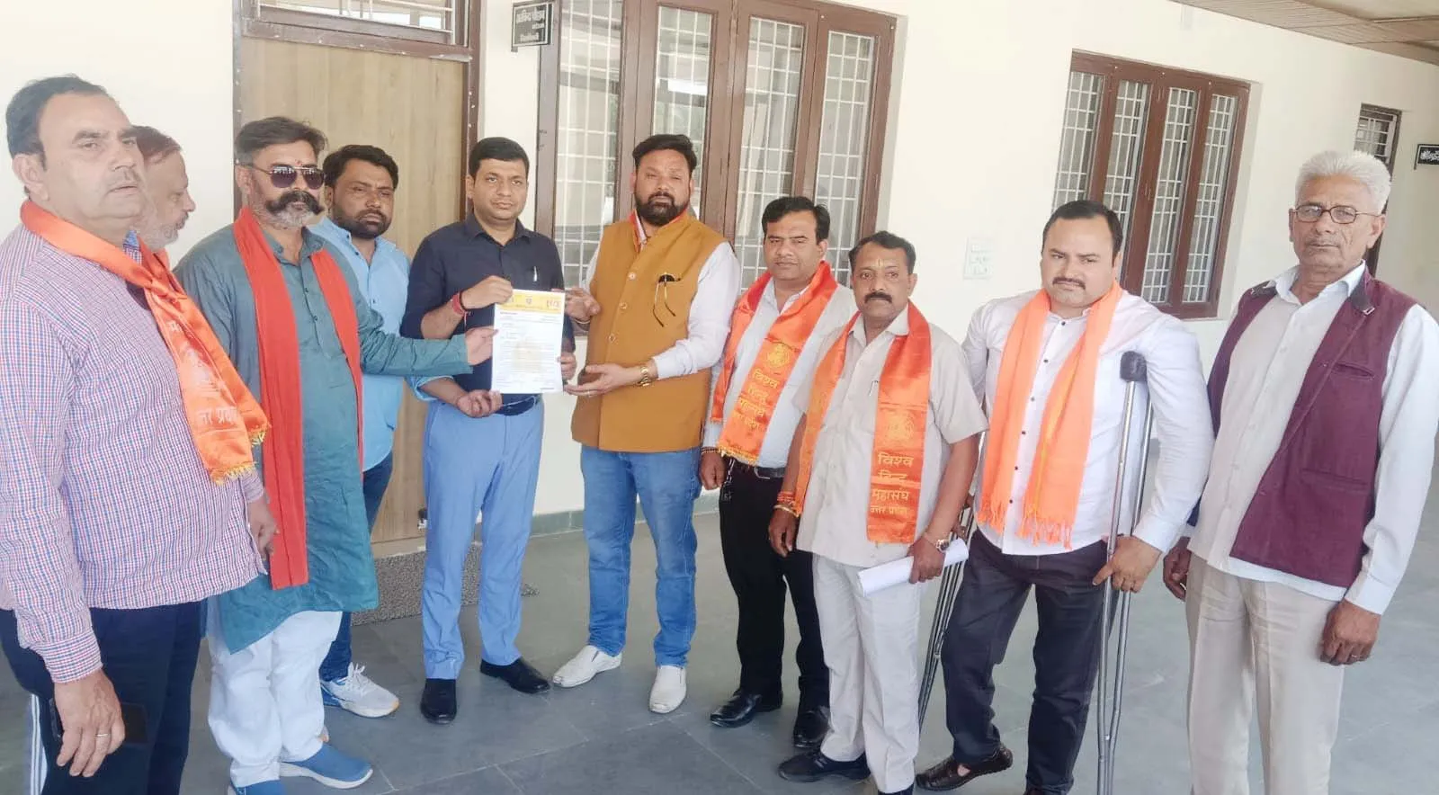 शामली में ‘वंदे मातरम् चौक’ नामकरण की मांग, विश्व हिंदू महासंघ ने सौंपा ज्ञापन