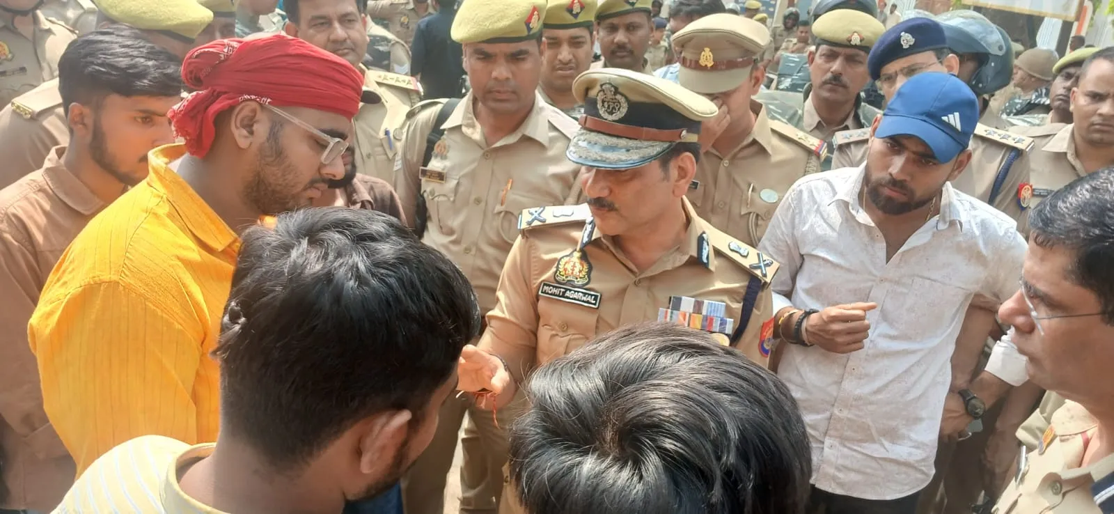 वाराणसी: यूपी कॉलेज परिसर में छात्र की गोली मारकर हत्या, कैंपस में भारी तनाव