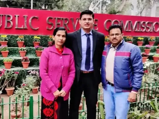 यूपीएससी में डॉ. अनुज ने ऑल इंडिया टॉप करके राजस्थान का नाम रोशन किया..जोधपुर से एमबीबीएस हैं यूपीएससी टॉपर अनुज