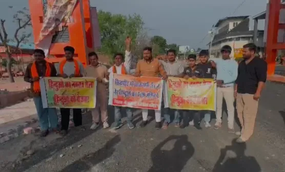 सहारनपुर: चैत्र नवरात्र मेले से पहले गरमाया माहौल, गैर-हिंदुओं के प्रवेश पर रोक की मांग के पोस्टर लगे