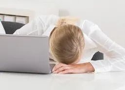 नींद में ‘जेंडर गैप’! क्यों महिलाएं सोती हैं कम? 