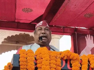 गोरखपुर में रो पड़े मंत्री संजय निषाद: बोले- 'छीना जा रहा हमारा वोट', 3000 बाइकों के साथ महाशक्ति प्रदर्शन
