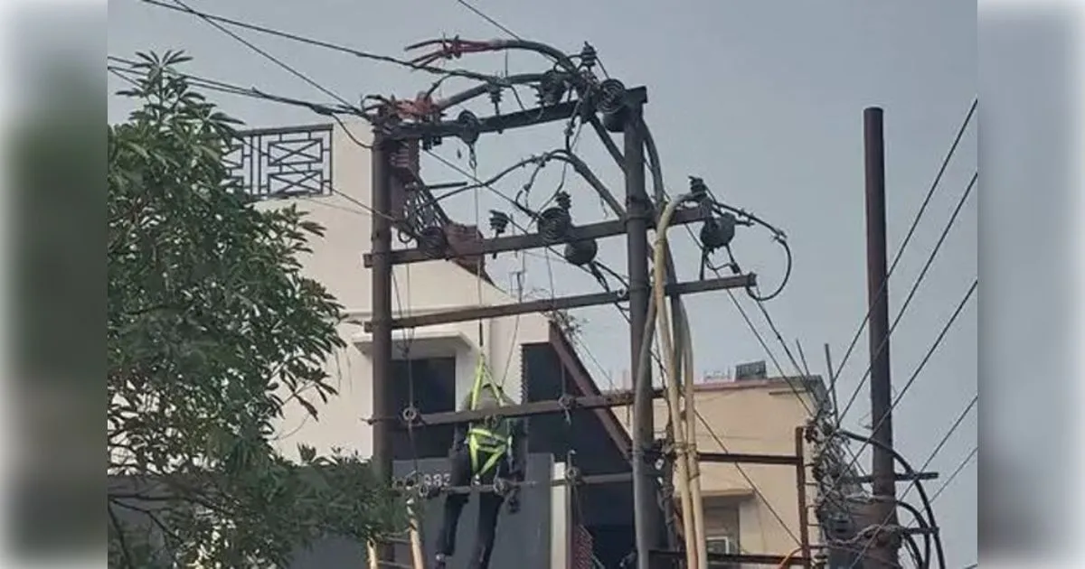 मुजफ्फरनगर में बेगराजपुर बिजली घर पर तैनात लाइनमैन सोनू करंट लगने से मौत