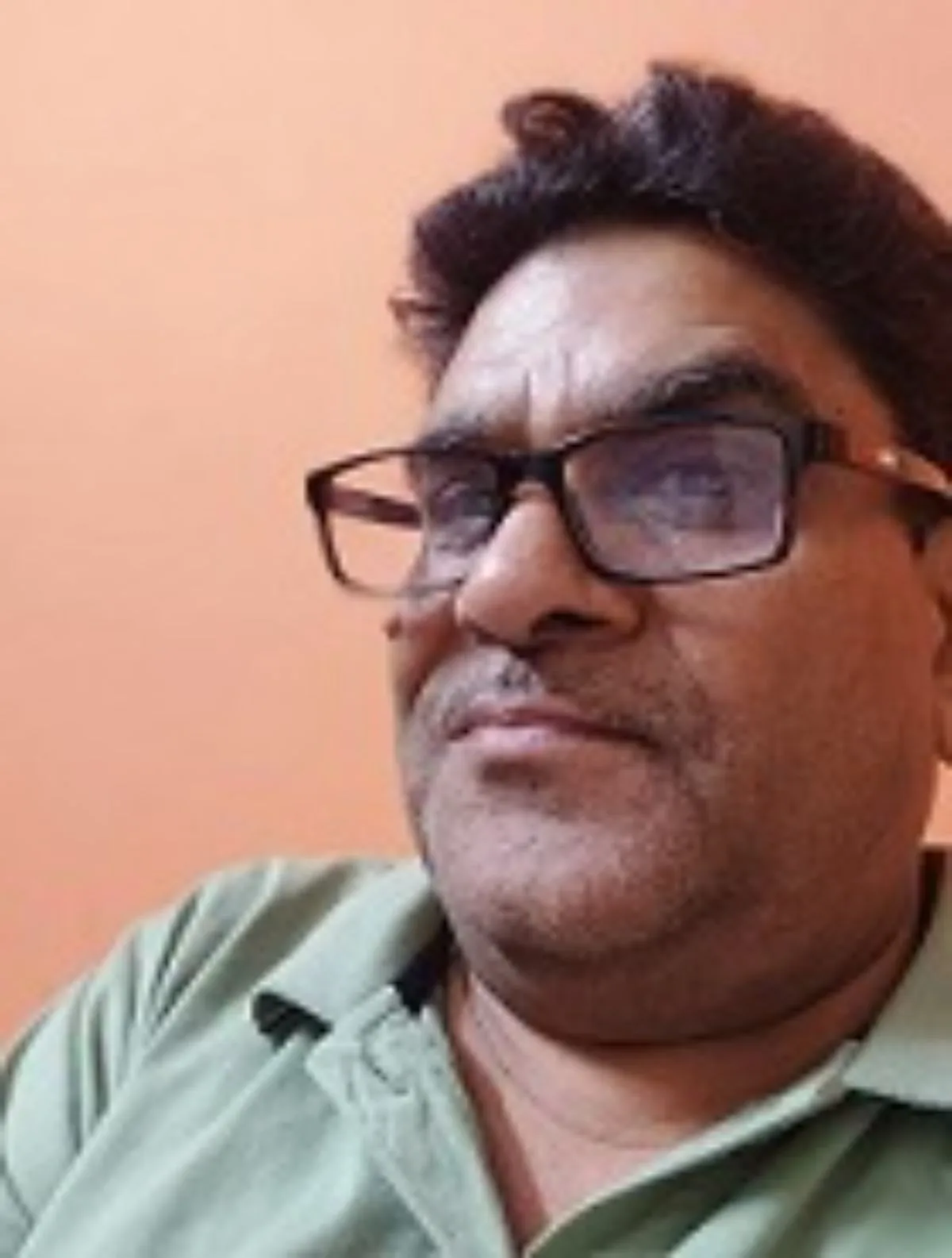 होली व्यंग्य:  होली खेल रहे दढियल,’इंडी’ गलियन  में…   बोलो भैया शान से, नंग बड़े भगवान से