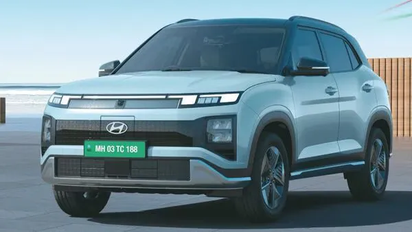 ₹40000 तक सस्ती हुई Hyundai Creta दमदार इंजन शानदार माइलेज और लग्जरी फीचर्स वाली SUV पर मिल रहा बड़ा ऑफर