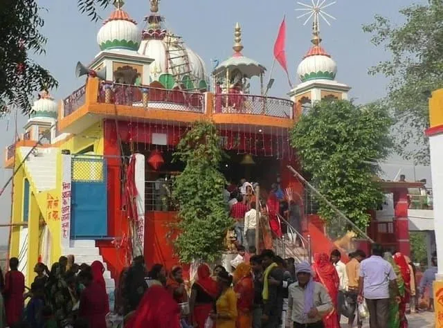 आस्था, इतिहास और चमत्कारों का संगम है जालौन देवी (जयंती माता) मंदिर