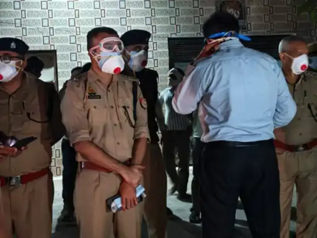 आगरा में कोल्ड स्टोरेज में अमोनिया गैस रिसाव से हड़कंप; पूरा गांव खाली कराया गया, 27 लोग अस्पताल में भर्ती