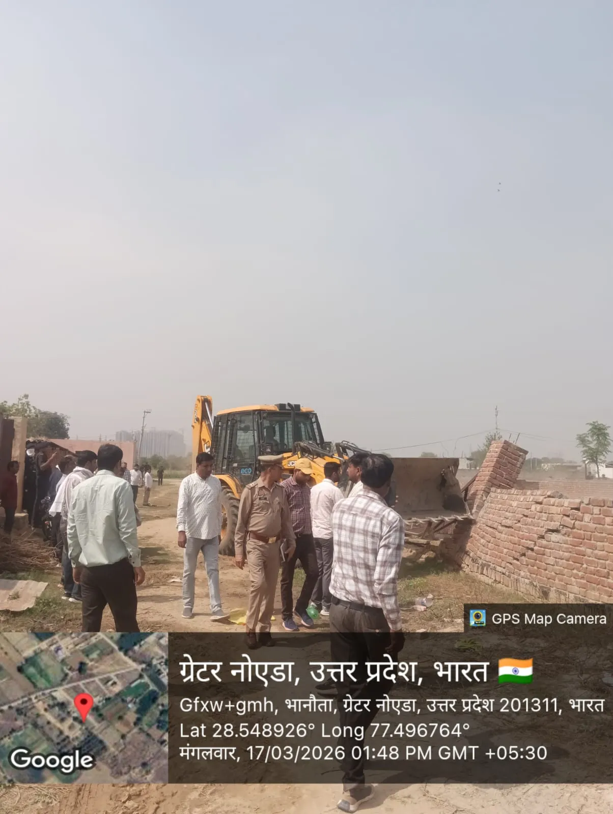 ग्रेटर नोएडा प्राधिकरण ने अवैध कालोनी काट रहे कालोनाइजरों के मंसूबों पर फेरा पानी, 20  करोड़ की भूमि अतिक्रमण मुक्त 