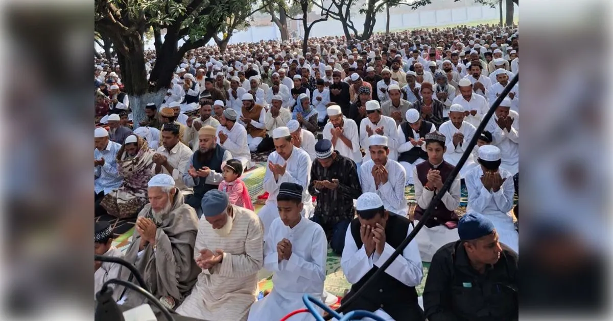 शामली: थाना भवन में अकीदत और उत्साह के साथ मना ईद का पर्व, मांगी मुल्क में अमन-चैन की दुआ