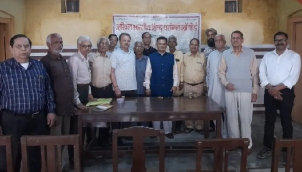 चंदौसी में धूमधाम से मनाया गया होली मिलन समारोह