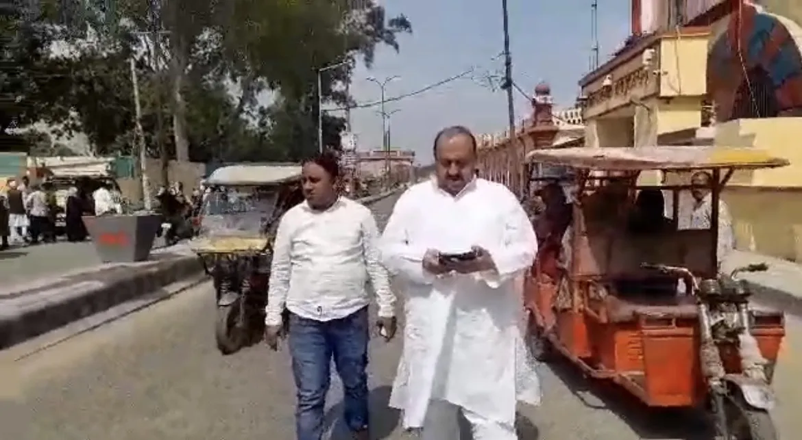 रामपुर में सपा नेता यूसुफ मलिक पर मुकदमा दर्ज, आज़म खान के नाम से बयान देने का आरोप