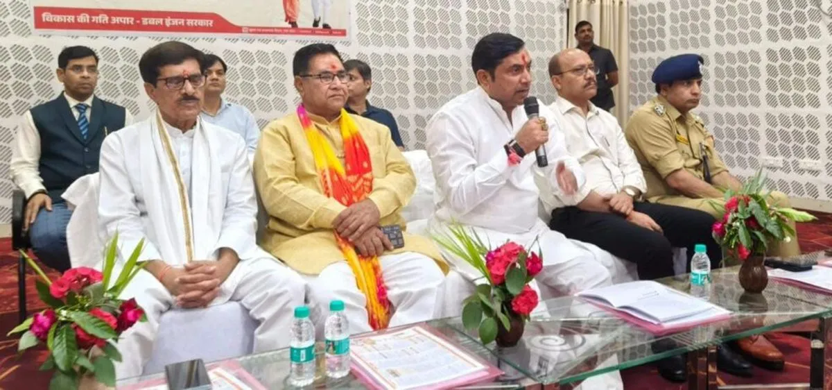 मुजफ्फरनगर: योगी सरकार के 9 वर्ष बेमिसाल; प्रभारी मंत्री सोमेन्द्र तोमर बोले- ‘यूपी में अब माफिया नहीं, विकास और निवेश का बोलबाला’