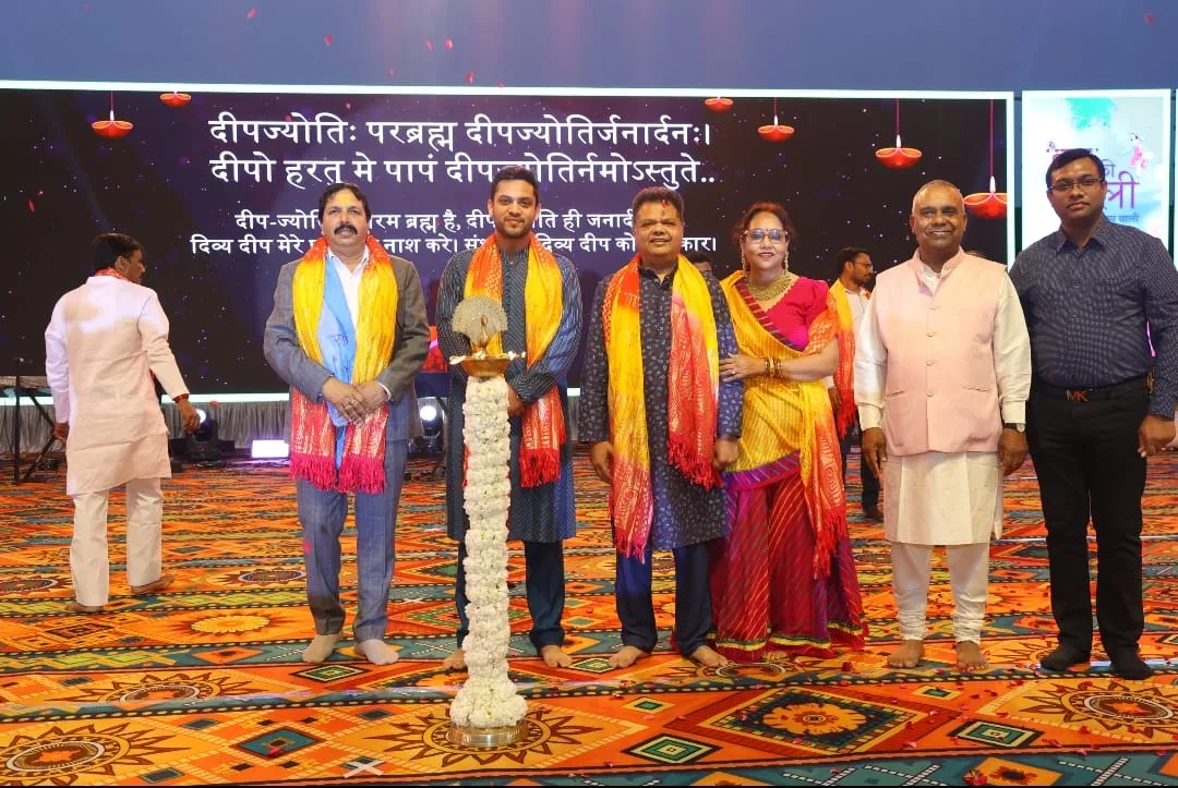 Omaxe Group ने ‘ब्रज की होली’ के भव्य आयोजन से जगमगाया वृंदावन, राधा कुंड रोड स्थित Omaxe Eternity 2 में रंग, भक्ति और उत्सव का भव्य संगम