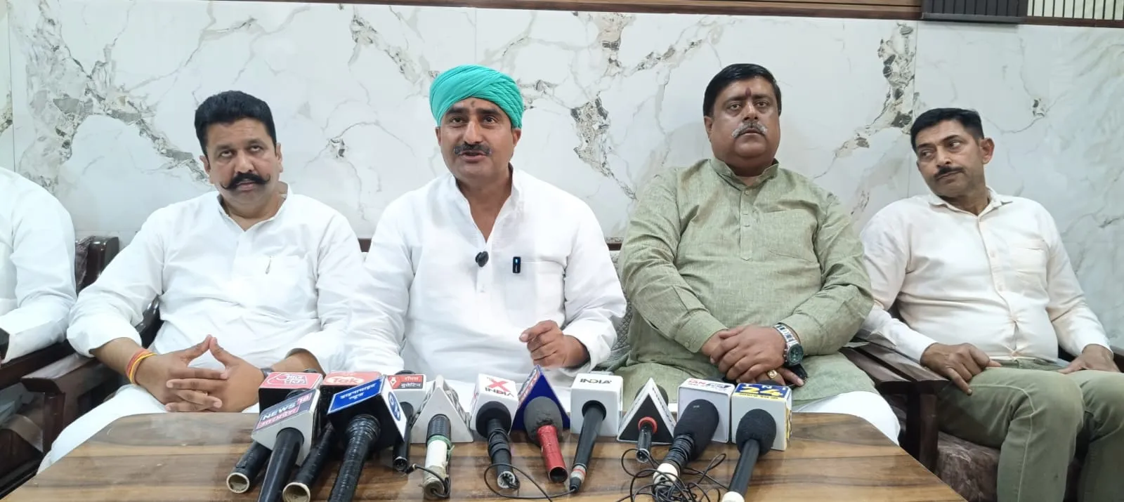 मुजफ्फरनगर प्रशासन पर बरसे किसान नेता ठाकुर पूरन सिंह, 14 मार्च को नसीरपुर में ‘सम्मान बचाओ महापंचायत’ का ऐलान