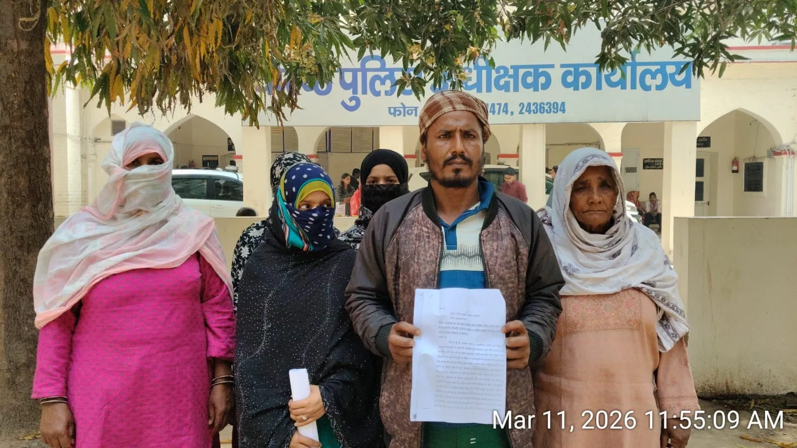 मुजफ्फरनगर: दुष्कर्म पीड़िता को धमकाने का आरोप, दरोगा और महिला सिपाही के खिलाफ एसएसपी से शिकायत