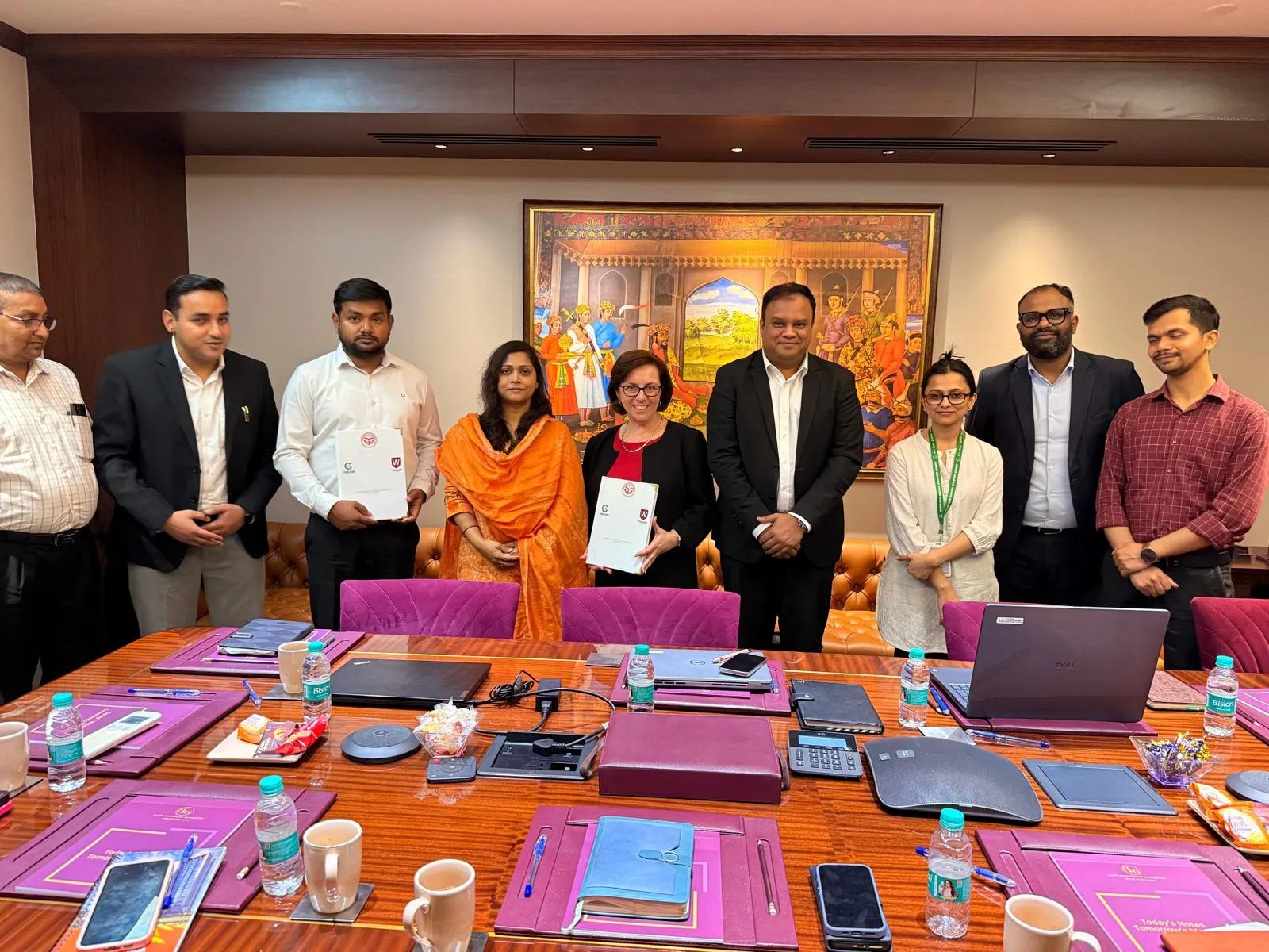 ग्रेनो में वेस्टर्न सिडनी यूनिवर्सिटी का कैंपस होगा शुरू, परफॉरमेंस गारंटी दस्तावेज सौंपे