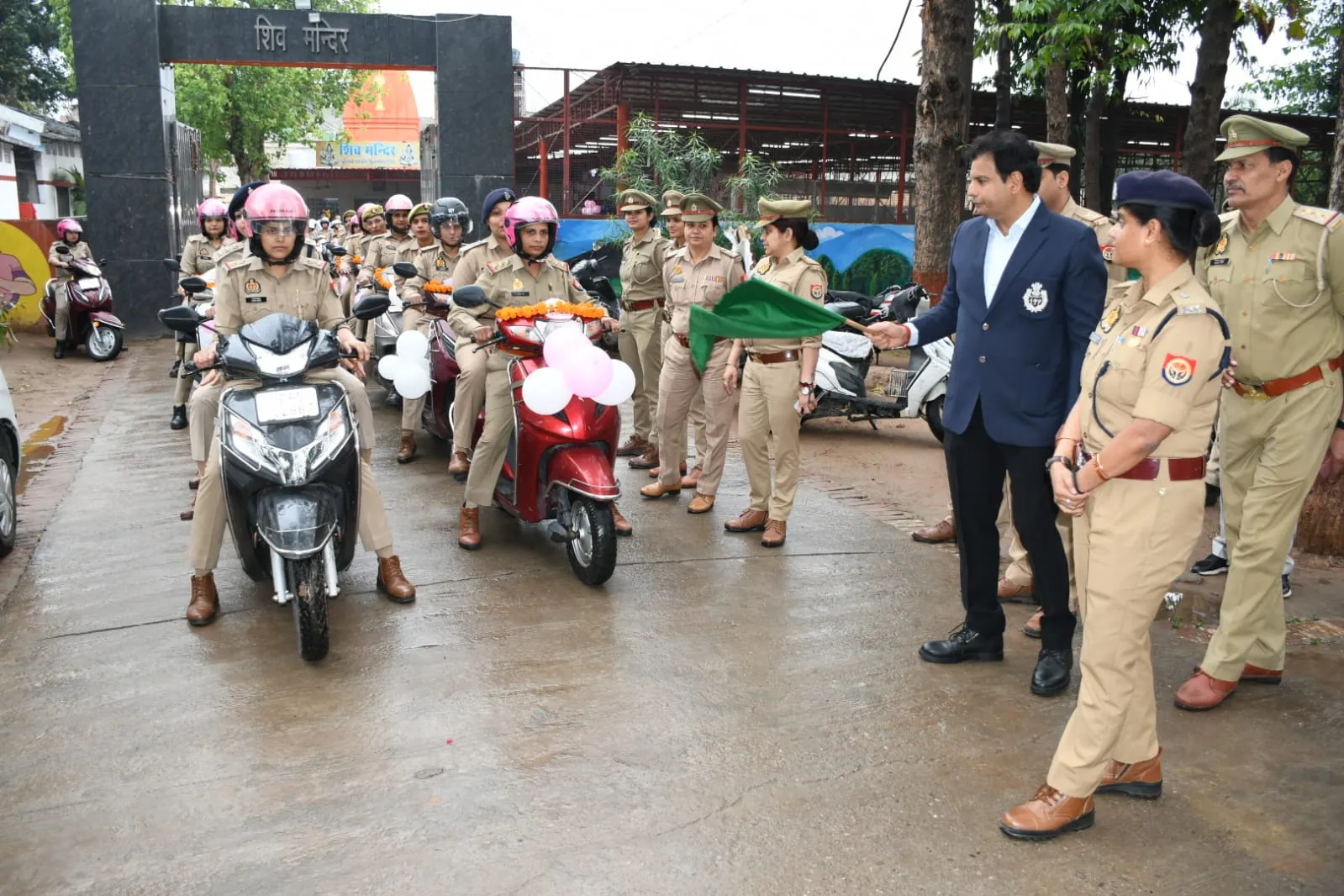 मुजफ्फरनगर में महिला सशक्तिकरण को बढ़ावा: पिंक स्कूटी रैली निकाली गई