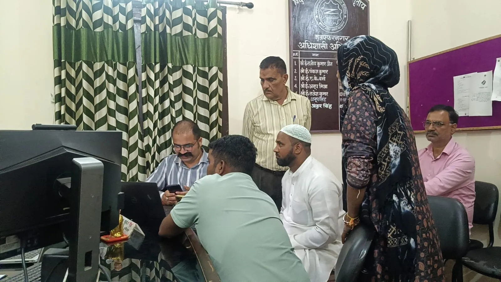 मुजफ्फरनगर: स्मार्ट मीटर के खिलाफ उपभोक्ताओं का फूटा गुस्सा; 'उखाड़कर दफ्तर में जमा करने' की दी चेतावनी