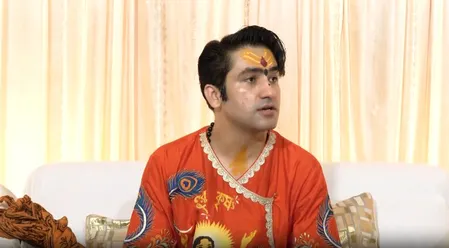 धीरेंद्र कृष्ण शास्त्री का ममता बनर्जी पर तंज, 'वरदान-श्राप दे पाता तो पाकिस्तान को भस्म कर देता' 