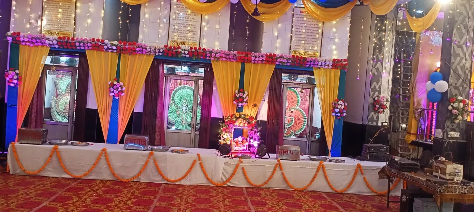 मुजफ्फरनगर: शनिधाम मंदिर में जन्माष्टमी पर वर्षा के बीच गूंजे भजन, देर रात तक झूमे श्रद्धालु