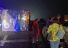 आगरा-लखनऊ एक्सप्रेस-वे पर बेकाबू हाेकर डबल डेकर बस पलटी, 12 यात्री घायल