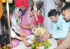 शामली: महाशिवरात्रि पर शिवभक्तों ने शहर के मंदिरों में जलाभिषेक कर परिवार की सुख-शांति की कामना की