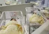 महाराष्ट्र: 200 सालों में पहली बार जन्मी बेटी, परिवार ने रथ में बिठाकर किया स्वागत