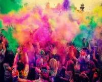 बरसाना की रंगीली गली में बरसीं 'प्रेम की लाठियाँ': नंदगाँव के हुरियारों पर चढ़ा राधा रानी की भक्ति का रंग