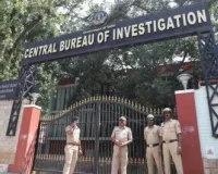 लखनऊ में सीबीआई का एक्शन, नॉर्दर्न रेलवे के दो अधिकारी रंगे हाथों रिश्वत लेते गिरफ्तार