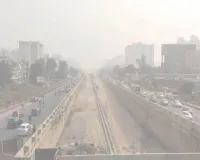 दिल्ली की वायु गुणवत्ता फिर 'खराब' श्रेणी में: सुबह 7 बजे AQI 221 दर्ज, धुंध और प्रदूषण ने बढ़ाई चिंता