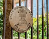 कार्ति चिदंबरम मामले में हाई काेर्ट के तीसरे जज ने भी सुनवाई से खुद को किया अलग