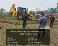 ग्रेटर नोएडा के डूब क्षेत्र में कालोनाइजरों की अवैध कालोनी पर प्राधिकरण का चला बुलडोजर 
