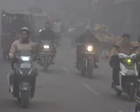 शामली में घना कोहरा और ठंड से जनजीवन प्रभावित, सुबह-शाम आवागमन में मुश्किल