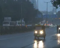 एनसीआर में मौसम का मिजाज बदला, बारिश और तेज हवाओं से ठंड बढ़ी, एक्यूआई में आंशिक सुधार