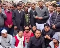 यूजीसी नियमों के विरोध ने पकड़ा तूल, बरेली में सिटी मजिस्ट्रेट अलंकार अग्निहोत्री धरने पर, भाजपा में भी इस्तीफों से बढ़ी हलचल 