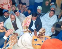 मुजफ्फरनगर में लाइनमैन की करंट से मौत पर भारी बवाल, 14 लाख और नौकरी के आश्वासन पर थमा हंगामा 