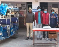 सहारनपुर में गैस टंकी चोरी के आरोपियों को गिरफ्तार, ई-रिक्शा बरामद