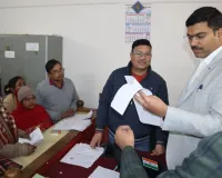 सहारनपुर: जिला निर्वाचन अधिकारी मनीष बंसल ने मतदाता सूची की शुद्धता बनाए रखने के दिए निर्देश