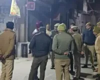 गाजियाबाद के खोड़ा में 'चखने' के विवाद में डबल मर्डर, शराब के नशे में ढाबा कर्मियों ने दो दोस्तों को चाकुओं से गोदा