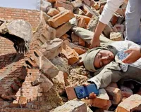 मुजफ्फरनगर में MDA का अवैध निर्माणों पर बड़ा प्रहार, बुलडोजर देख महिला हुई बेहोश, मचा भारी हंगामा