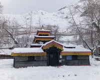 भारी बर्फबारी के कारण नेपाल का मुक्तिनाथ मंदिर क्षेत्र बंद किया गया