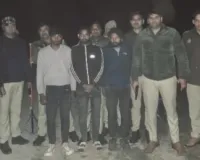 झांसी : पुलिस मुठभेड़ में तीन आराेपित चोर गिरफ्तार