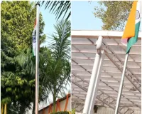 दिल्ली में भाजपा मुख्यालय और मुख्यमंत्री जनसेवा सदन में फहराया गया तिरंगा, संविधान निर्माताओं को किया नमन