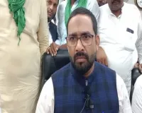 सपा ने मुसलमानों को डिस्पोज़ेबल गिलास की तरह इस्तेमाल किया : शौकत अली