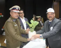 मेरठ में 16वें राष्ट्रीय मतदाता दिवस पर जागरूकता कार्यक्रम का आयोजन, मतदाताओं को शपथ दिलाई गई