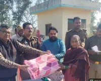 तीर्थ नगरी शुकतीर्थ में बरसी ममता: एसडीएम जानसठ के नेतृत्व में राजस्व विभाग ने जरूरतमंदों को बांटे कंबल