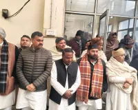 मुजफ्फरनगर: सपा महानगर अध्यक्ष बॉबी त्यागी के पिता राजपाल त्यागी का निधन, काली नदी श्मशान घाट पर हुआ अंतिम संस्कार