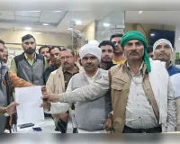 मुज़फ्फरनगर में बैंक खाते से रकम गायब होने पर बैंक शाखा में जोरदार हंगामा; जांच की मांग