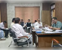 शामली: राजस्व वसूली में ढिलाई बर्दाश्त नहीं, एडीएम ने सभी विभागों को दिए लक्ष्य पूरा करने के कड़े निर्देश